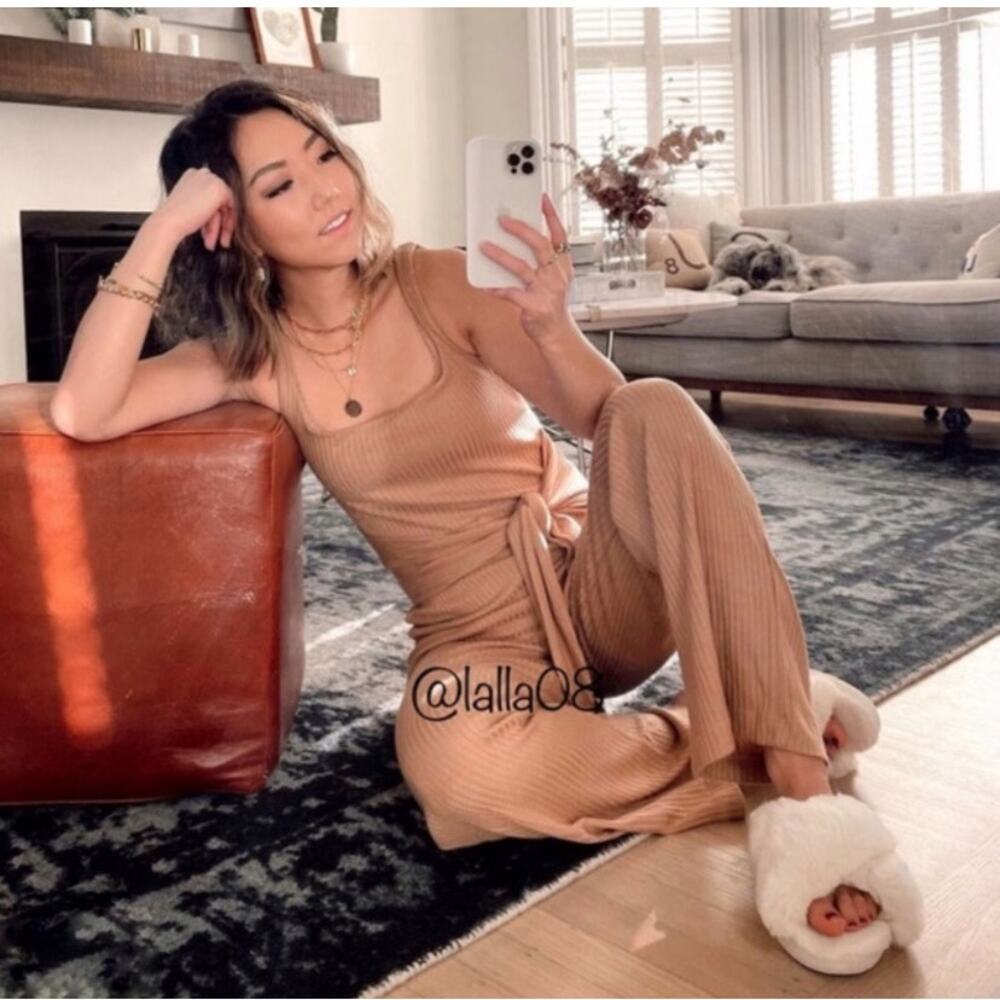 Reformation Kazu Jumpsuit Small Brown Tan Wide Leg Ribbed Knit One Piece Neutral